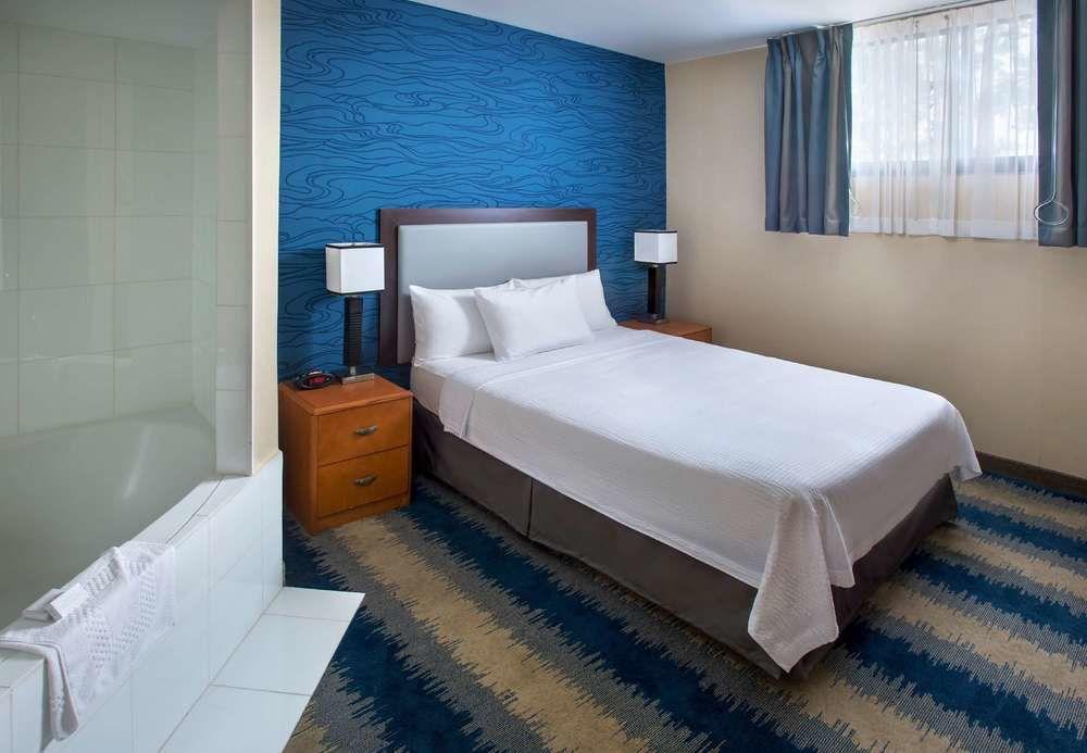 Fairfield Inn By Marriott New York Laguardia Airport/Astoria Dış mekan fotoğraf