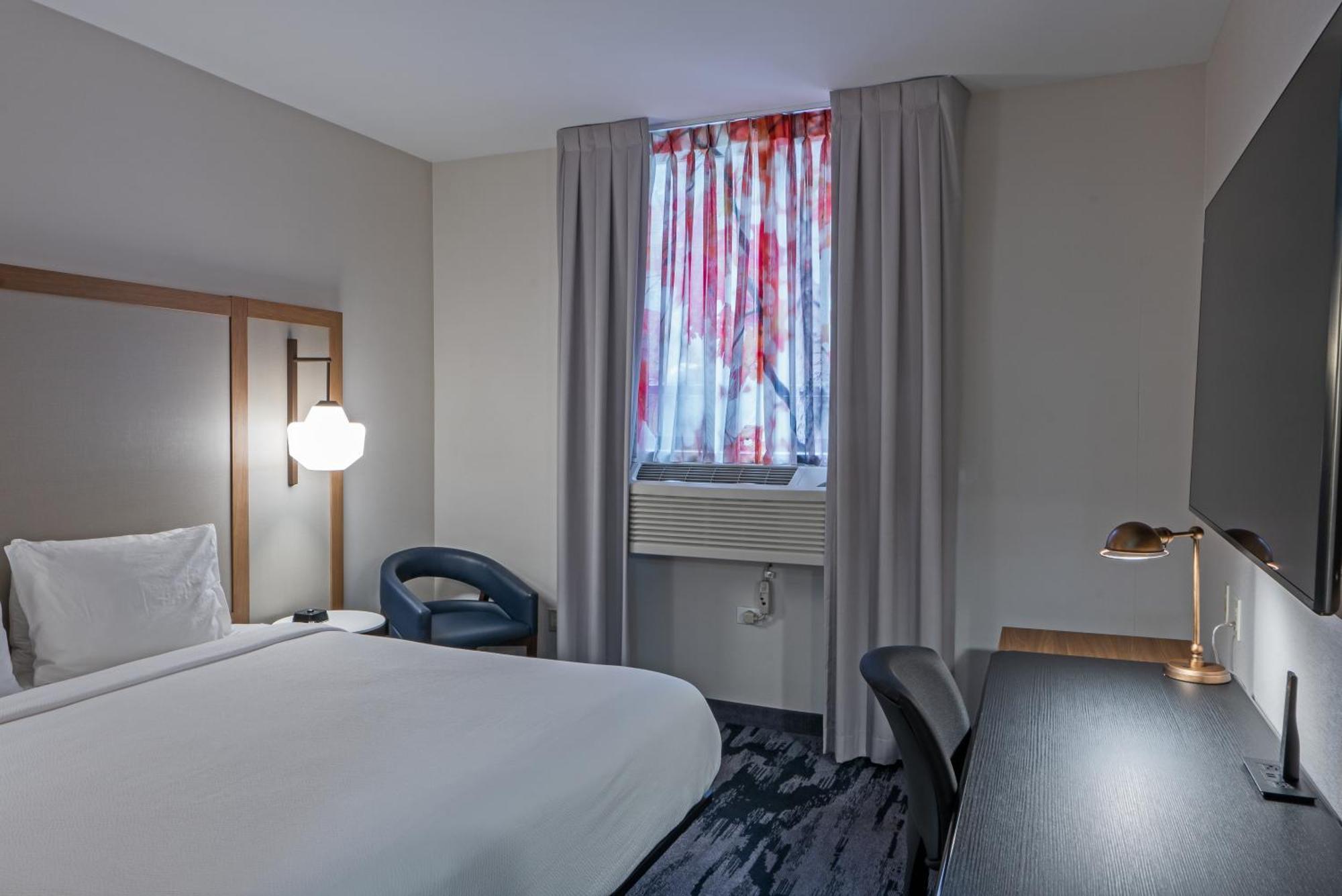 Fairfield Inn By Marriott New York Laguardia Airport/Astoria Dış mekan fotoğraf