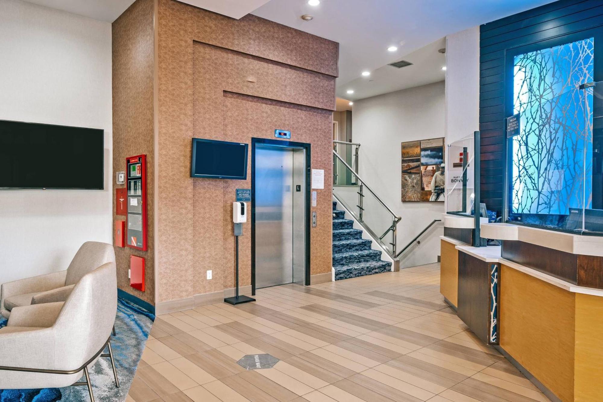 Fairfield Inn By Marriott New York Laguardia Airport/Astoria Dış mekan fotoğraf